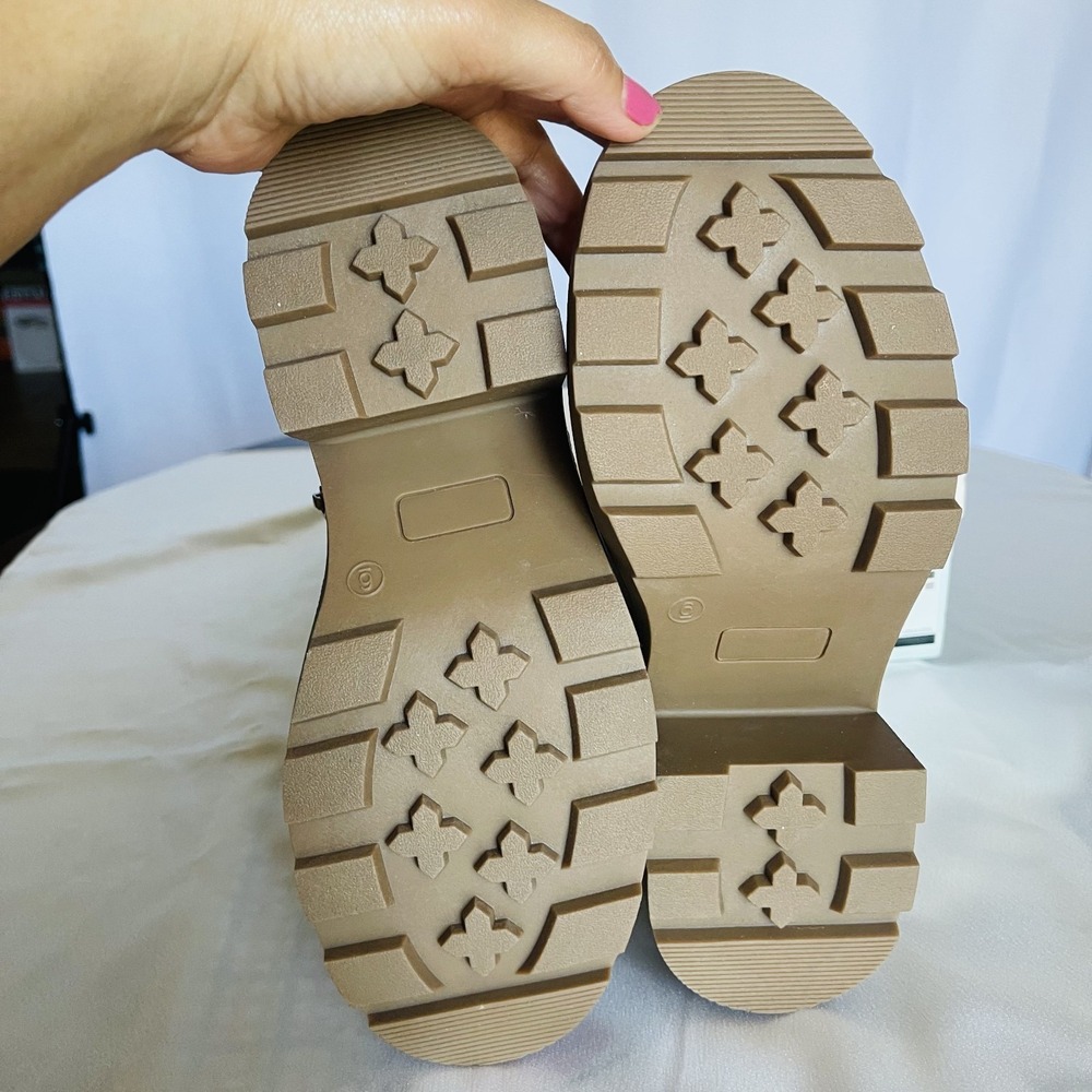 SO Memory Foam Boots Size 6 MED Tan color (Orig $49.99) - Picture 5 of 10